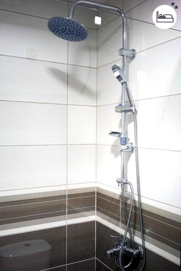 Rooms S&S Milicevic U Strogom Centru Aleksandrovca Aleksandrovac Dış mekan fotoğraf