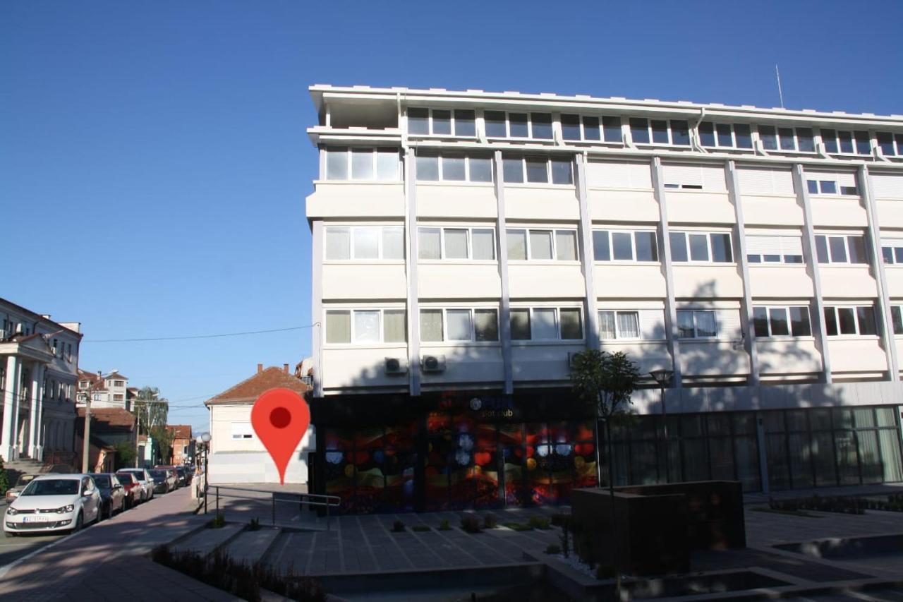 Rooms S&S Milicevic U Strogom Centru Aleksandrovca Aleksandrovac Dış mekan fotoğraf