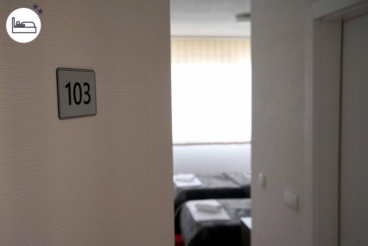 Rooms S&S Milicevic U Strogom Centru Aleksandrovca Aleksandrovac Dış mekan fotoğraf